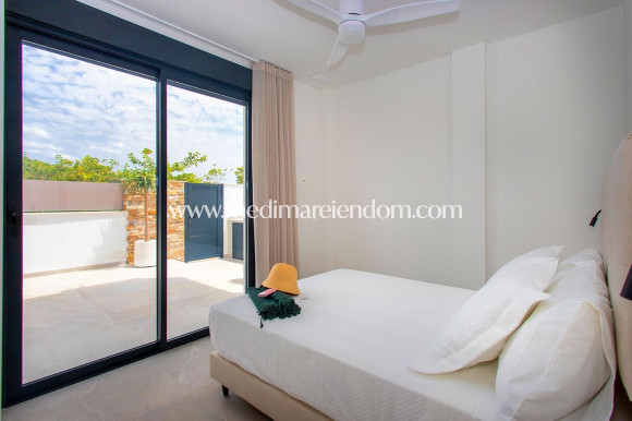 Nýbygging - EINBÝLISHÚS - Sucina