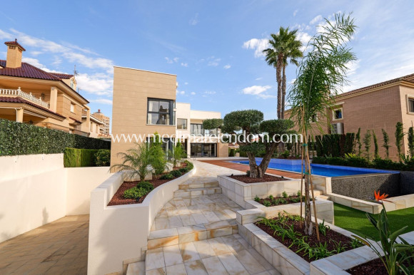 Nýbygging - EINBÝLISHÚS - Torrevieja - La Veleta