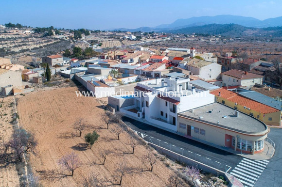 Nybyggnad - Bungalow - Hondón de las Nieves - Canalosa