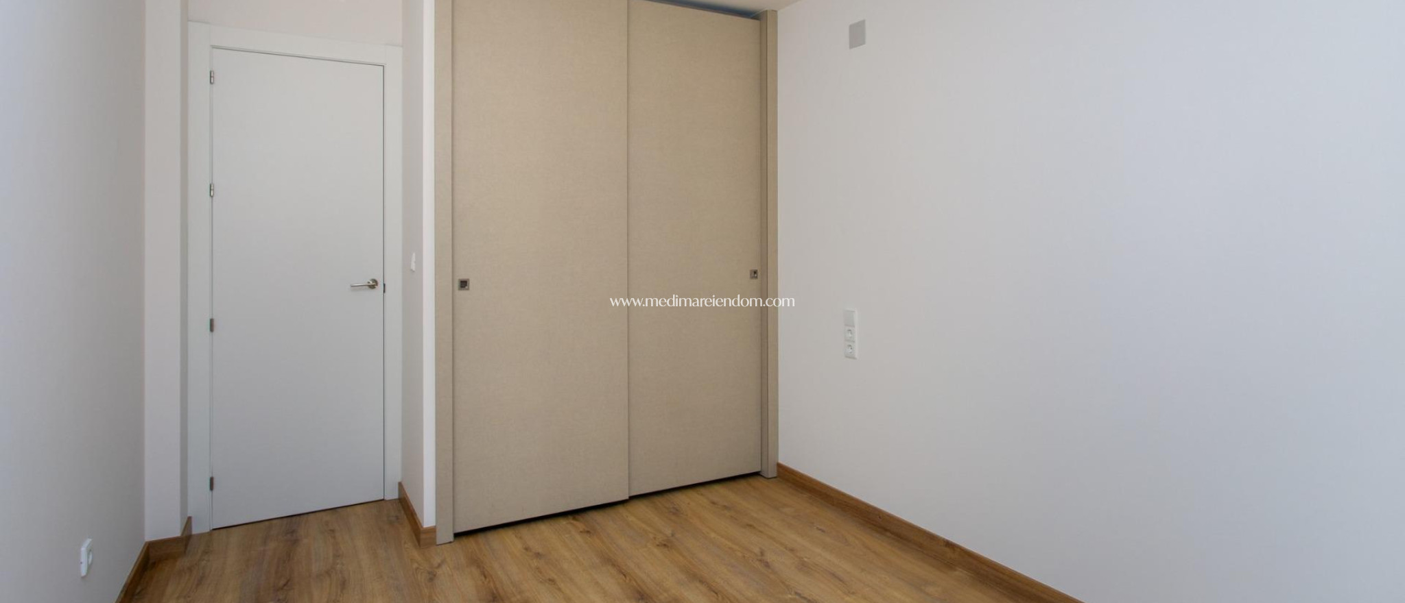 Nybyggnad - Bungalow - Hondón de las Nieves - El Salero