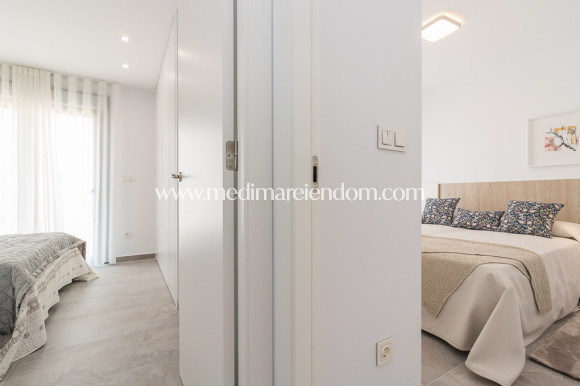 Nybyggnad - Hög bungalow - Torrevieja
