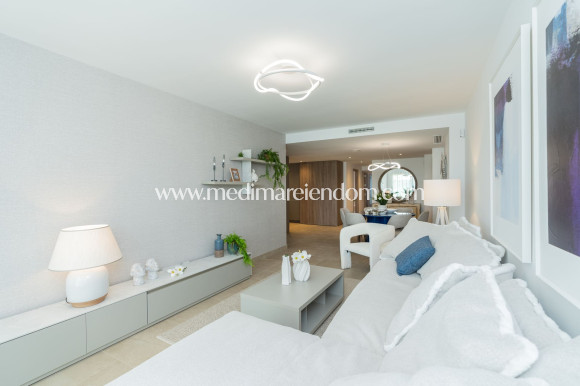 Nybyggnad - Lägenhet - Estepona