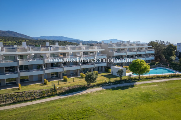 Nybyggnad - Lägenhet - Estepona