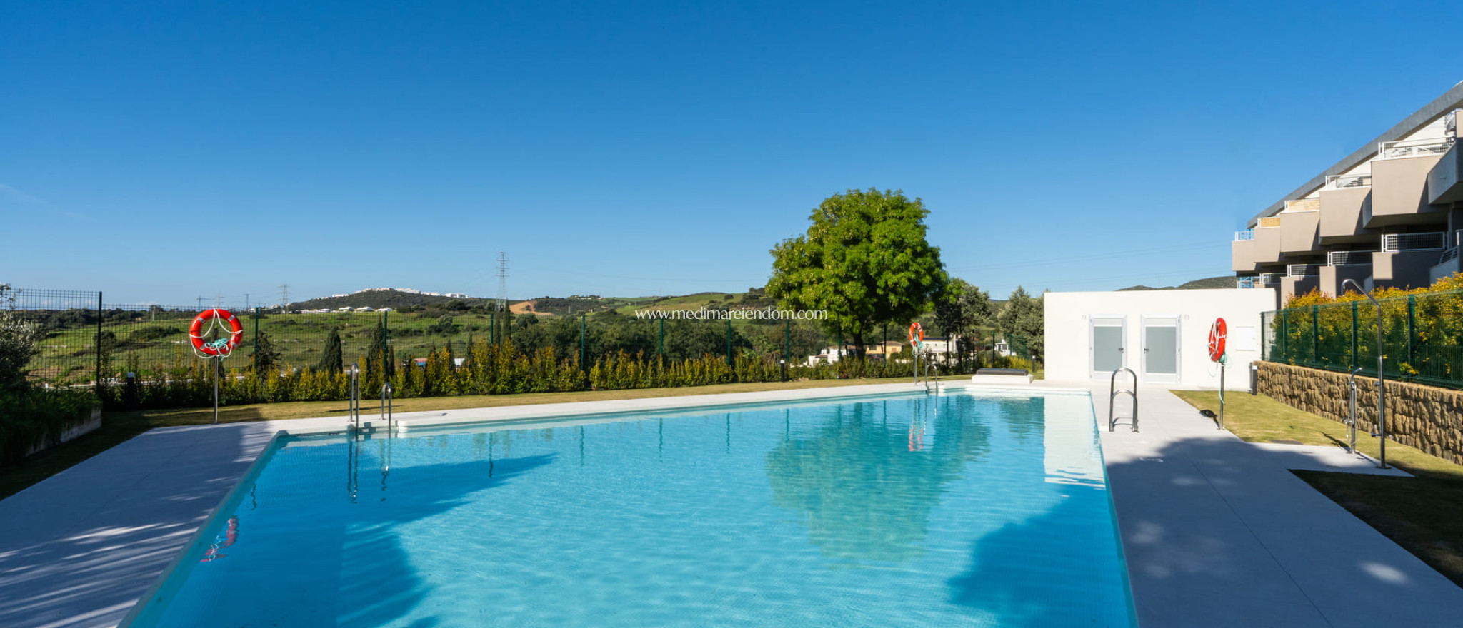 Nybyggnad - Lägenhet - Estepona