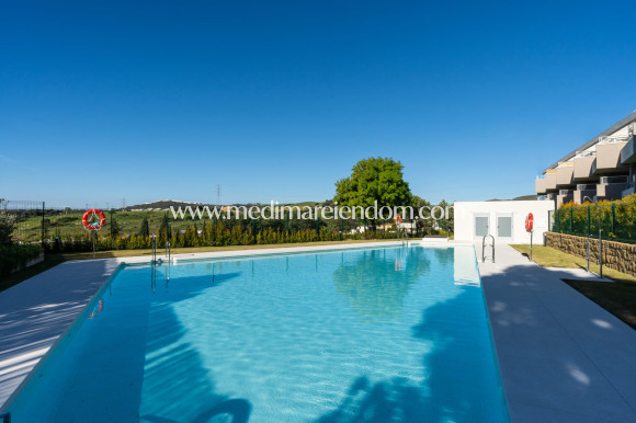 Nybyggnad - Lägenhet - Estepona