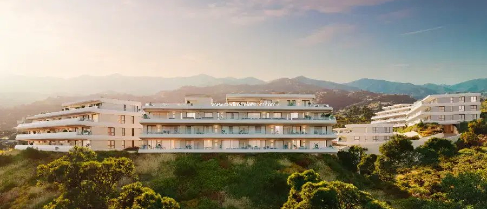 Nybyggnad - Lägenhet - Estepona