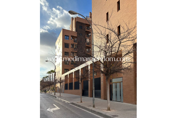 Nybyggnad - Lägenhet på bottenvåningen - Alicante (Alacant)