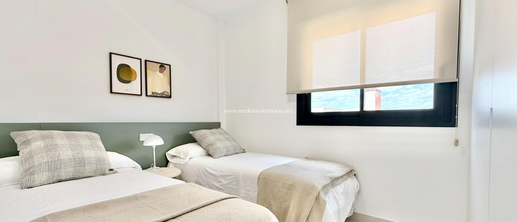 Nybyggnad - Town House - Cox - Sin Zona