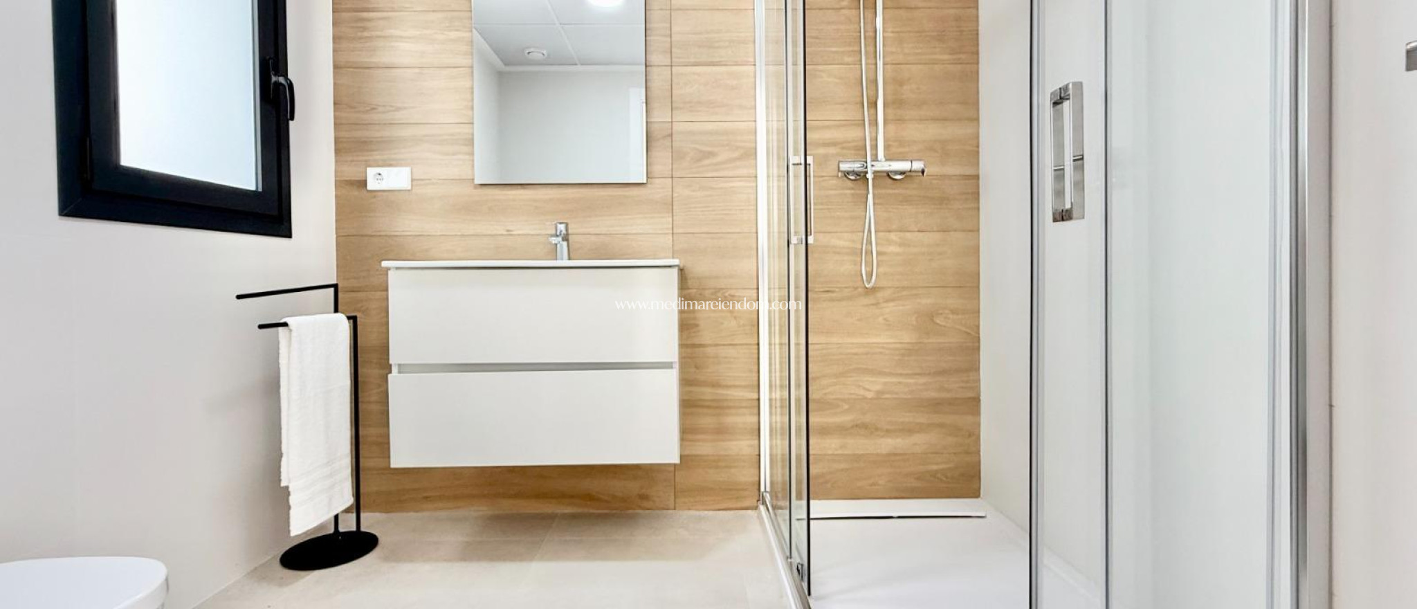 Nybyggnad - Town House - Cox - Sin Zona