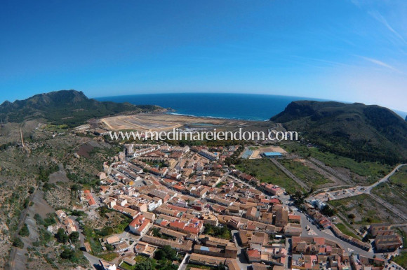 Nybyggnad - Town House - La Union - centro