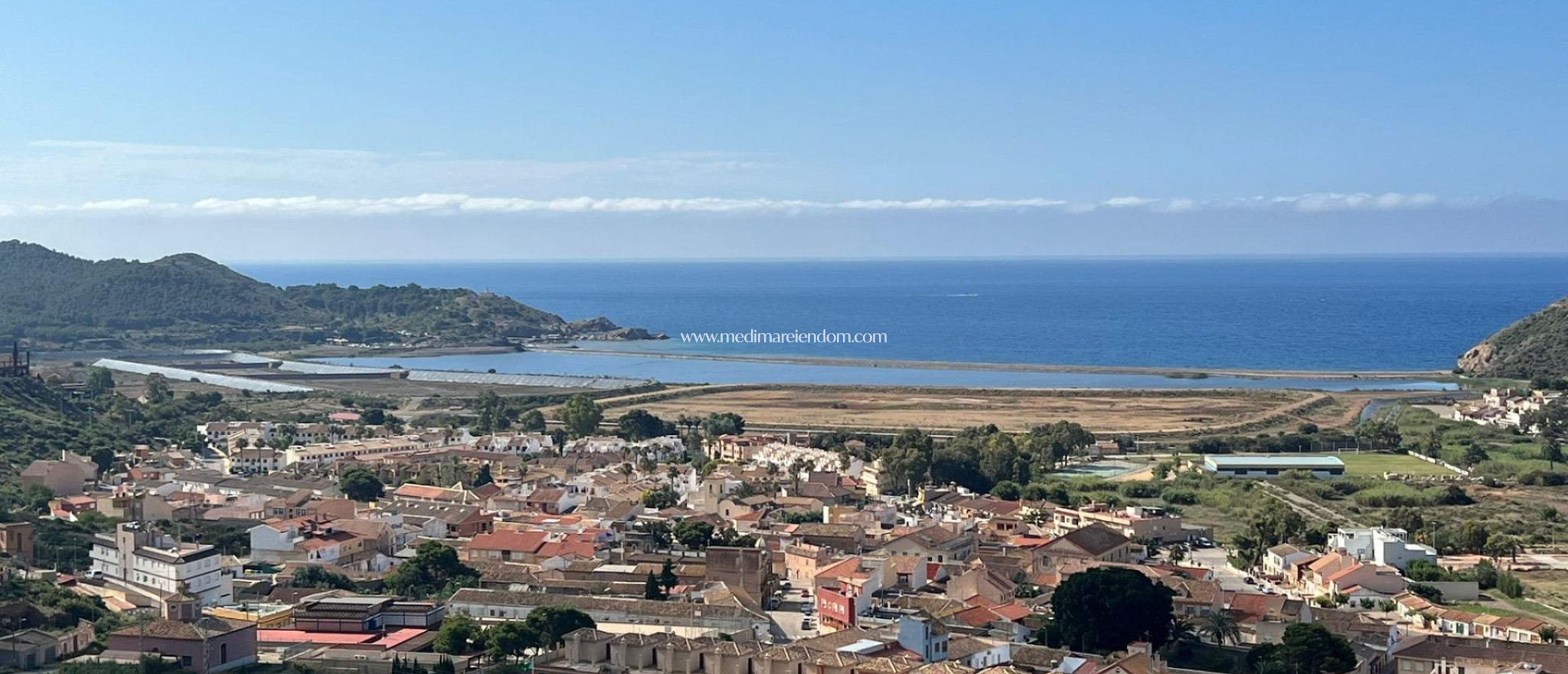 Nybyggnad - Town House - La Union - centro