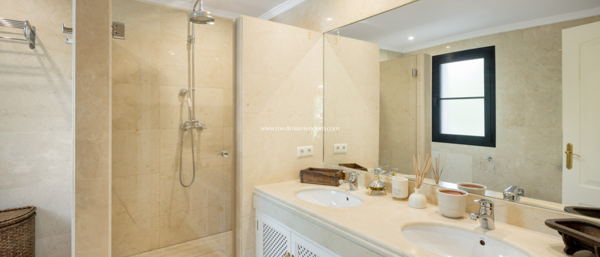 Nybyggnad - Villa - Benahavis