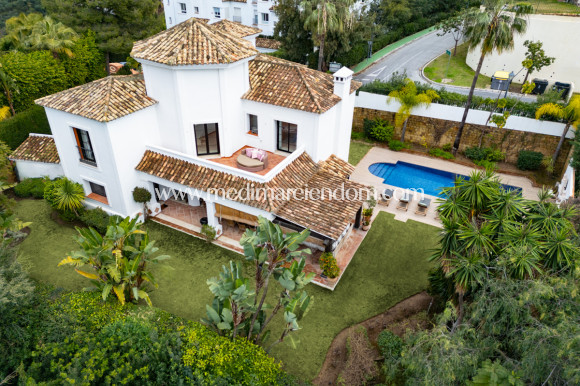 Nybyggnad - Villa - Benahavis
