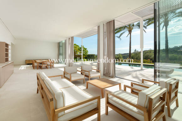 Nybyggnad - Villa - Casares