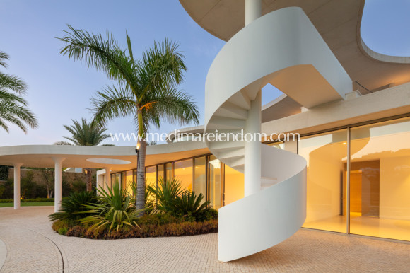 Nybyggnad - Villa - Casares