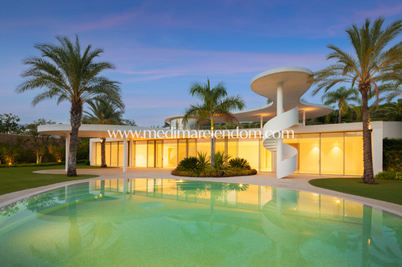 Nybyggnad - Villa - Casares
