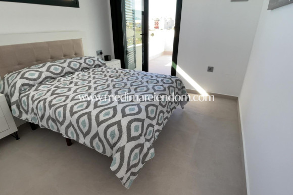 Nybyggnad - Villa - Daya Nueva - Centro