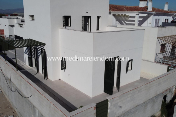 Nybyggnad - Villa - Daya Nueva - Centro