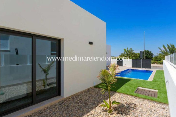 Nybyggnad - Villa - Daya Nueva - Centro