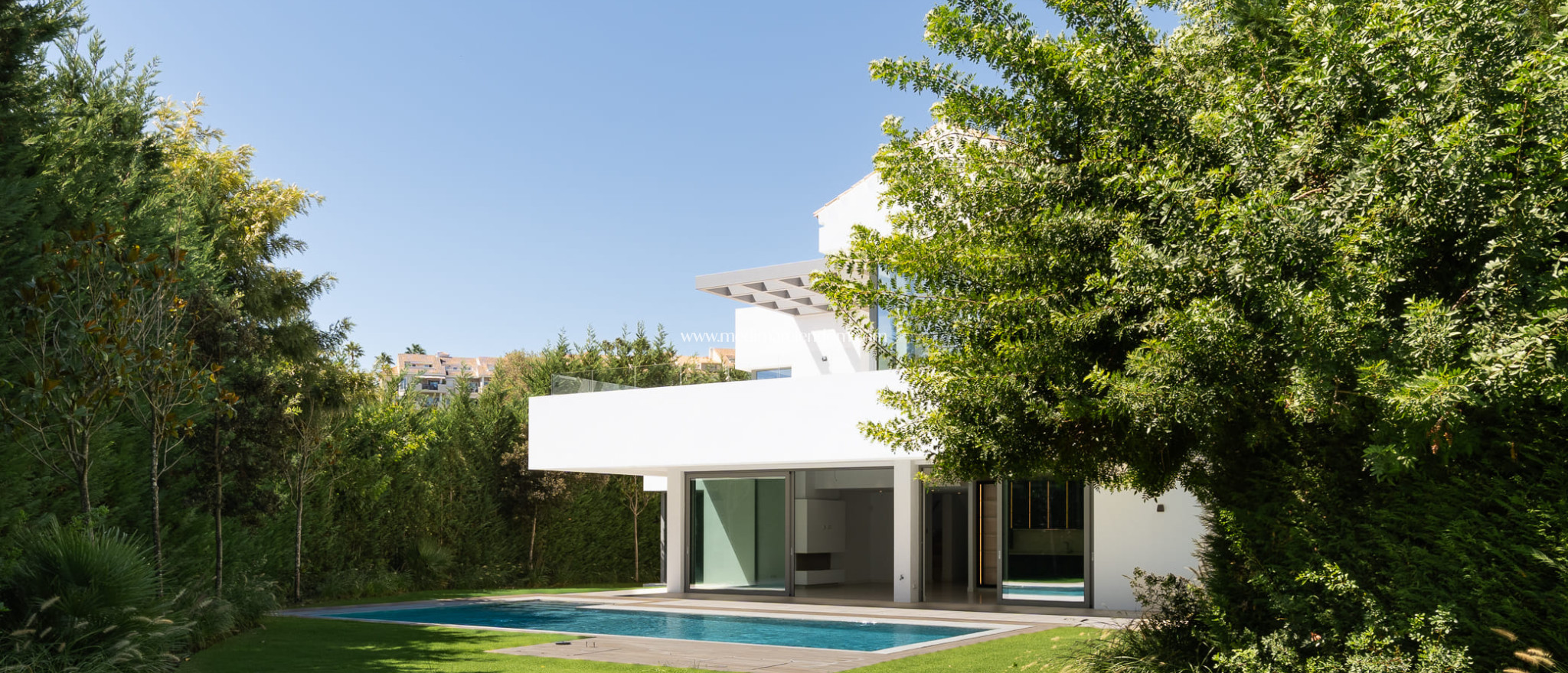 Nybyggnad - Villa - Estepona