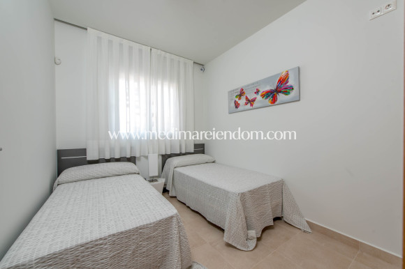 Nybyggnad - Villa - Los Alcazares