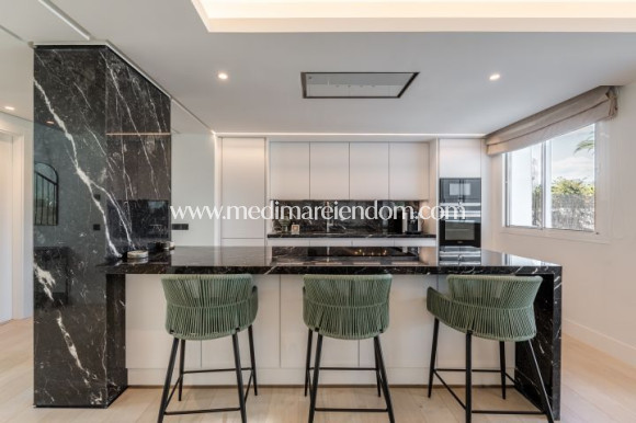 Nybyggnad - Villa - Marbella