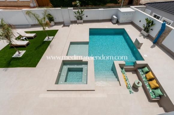 Nybyggnad - Villa - Orihuela Costa - Campoamor
