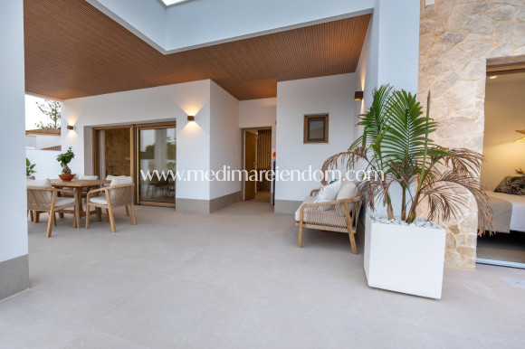 Nybyggnad - Villa - Orihuela Costa - Campoamor