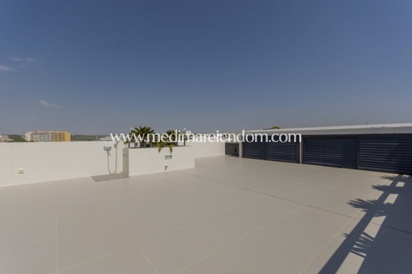 Nybyggnad - Villa - Orihuela Costa - Campoamor