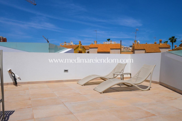 Nybyggnad - Villa - Orihuela Costa - Los Altos