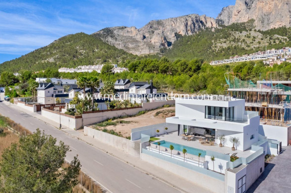 Nybyggnad - Villa - Polop - Urbanizaciones