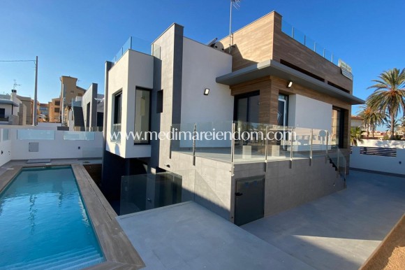 Nybyggnad - Villa - Torrevieja - La Mata