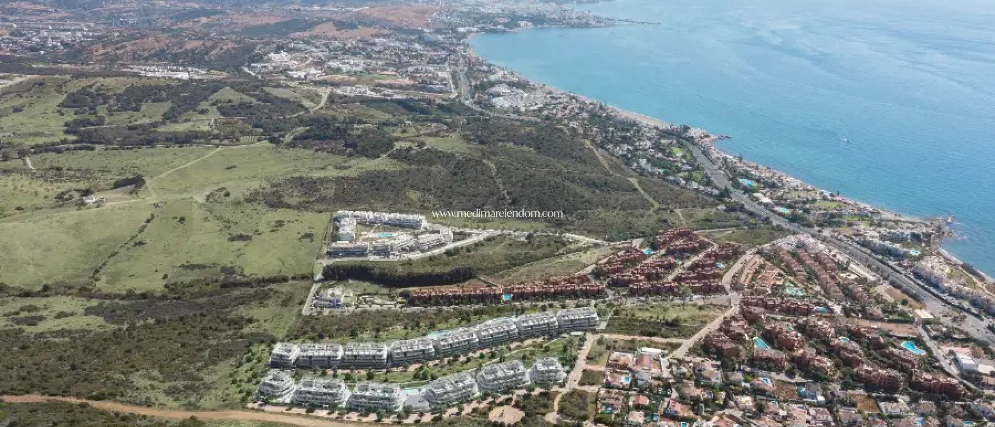 Obra Nueva - Apartamento en planta baja - Buenas Noches
