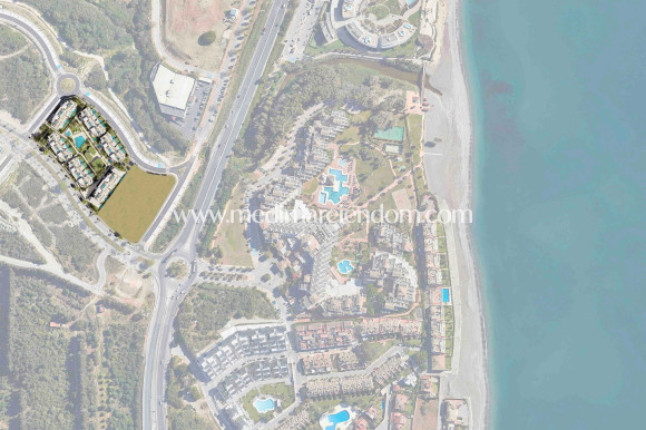 Obra Nueva - Apartamento en planta baja - Estepona