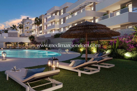 Obra Nueva - Apartamento en planta baja - Estepona