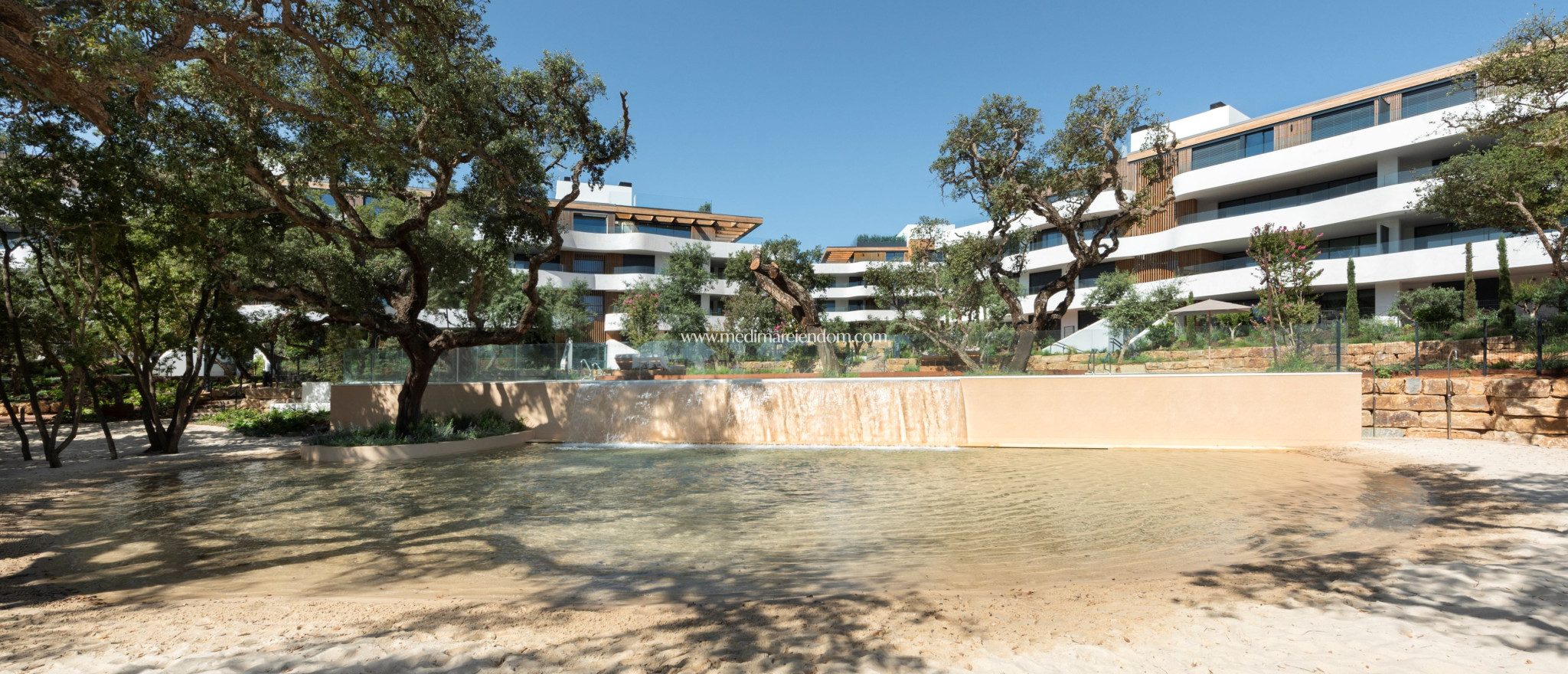 Obra Nueva - Apartamento en planta baja - Pueblo Nuevo