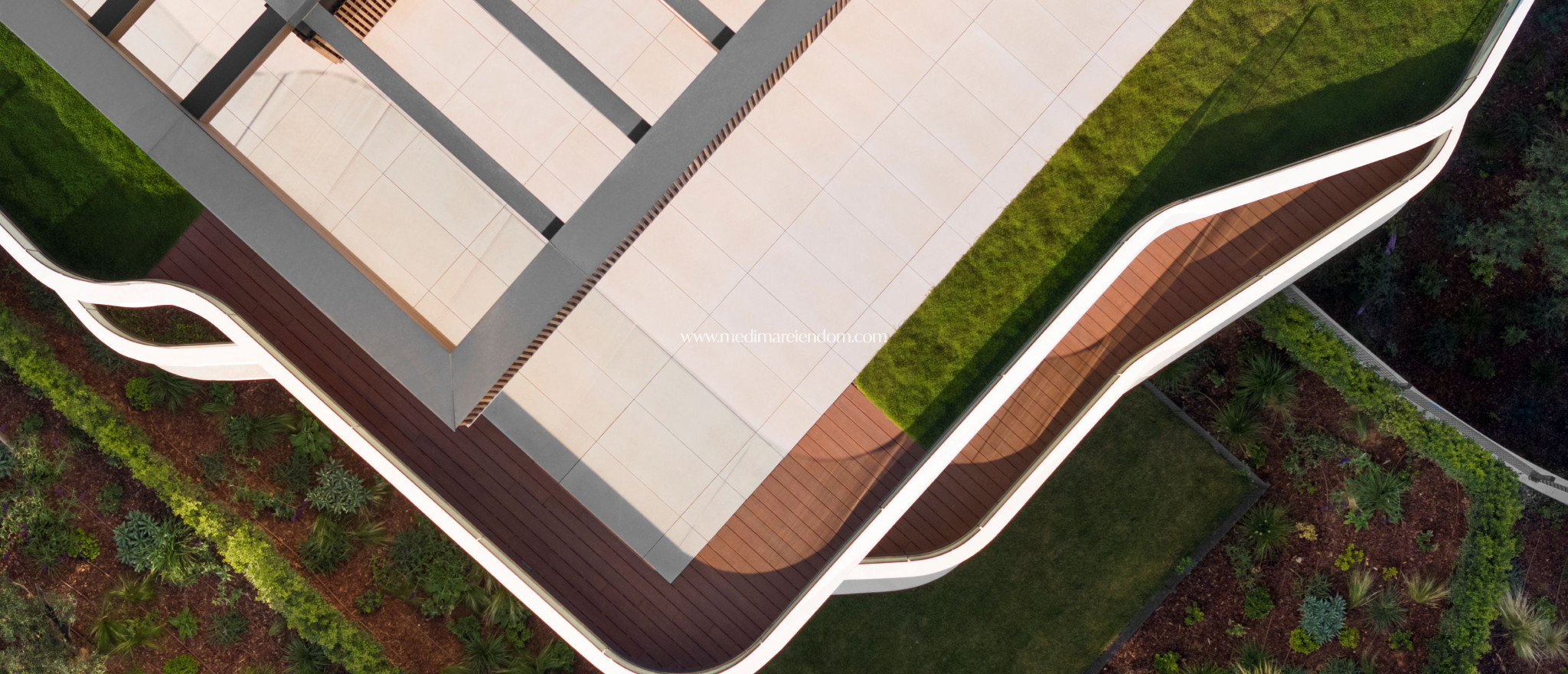 Obra Nueva - Apartamento en planta baja - Pueblo Nuevo