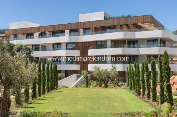Obra Nueva - Apartamento en planta baja - Pueblo Nuevo
