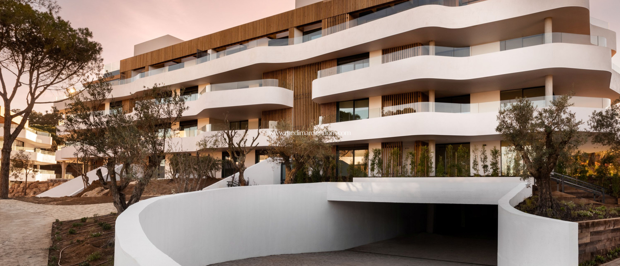 Obra Nueva - Apartamento en planta baja - Pueblo Nuevo