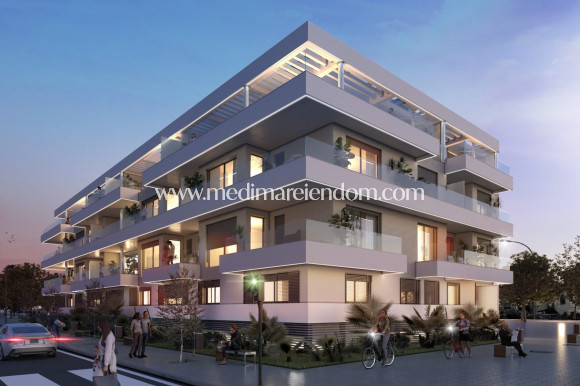 Obra Nueva - Apartamento en planta baja - Torre de Benagalbón