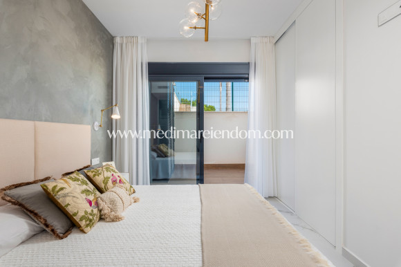 Obra Nueva - Bungalow alto - San Miguel de Salinas