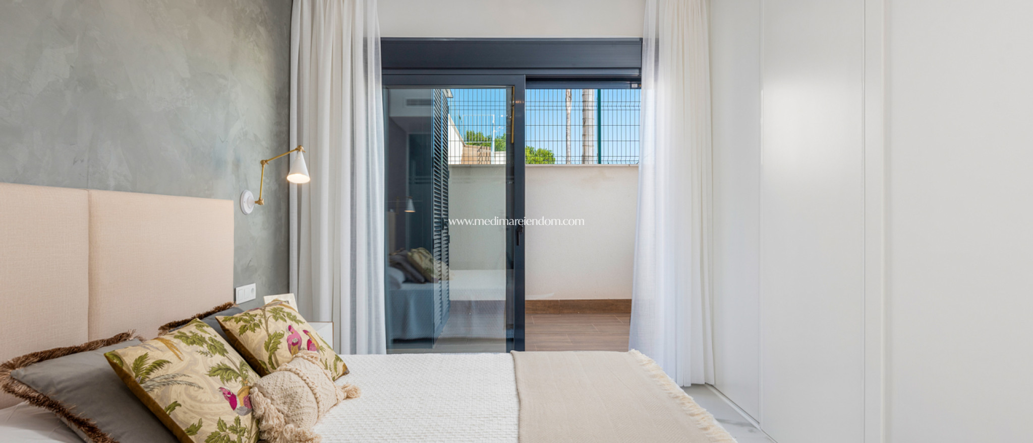Obra Nueva - Bungalow bajo - San Miguel de Salinas