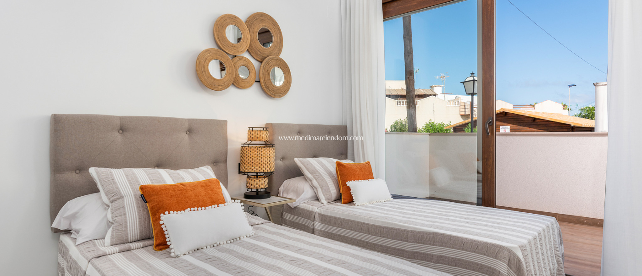 Obra Nueva - Bungalow bajo - Torrevieja