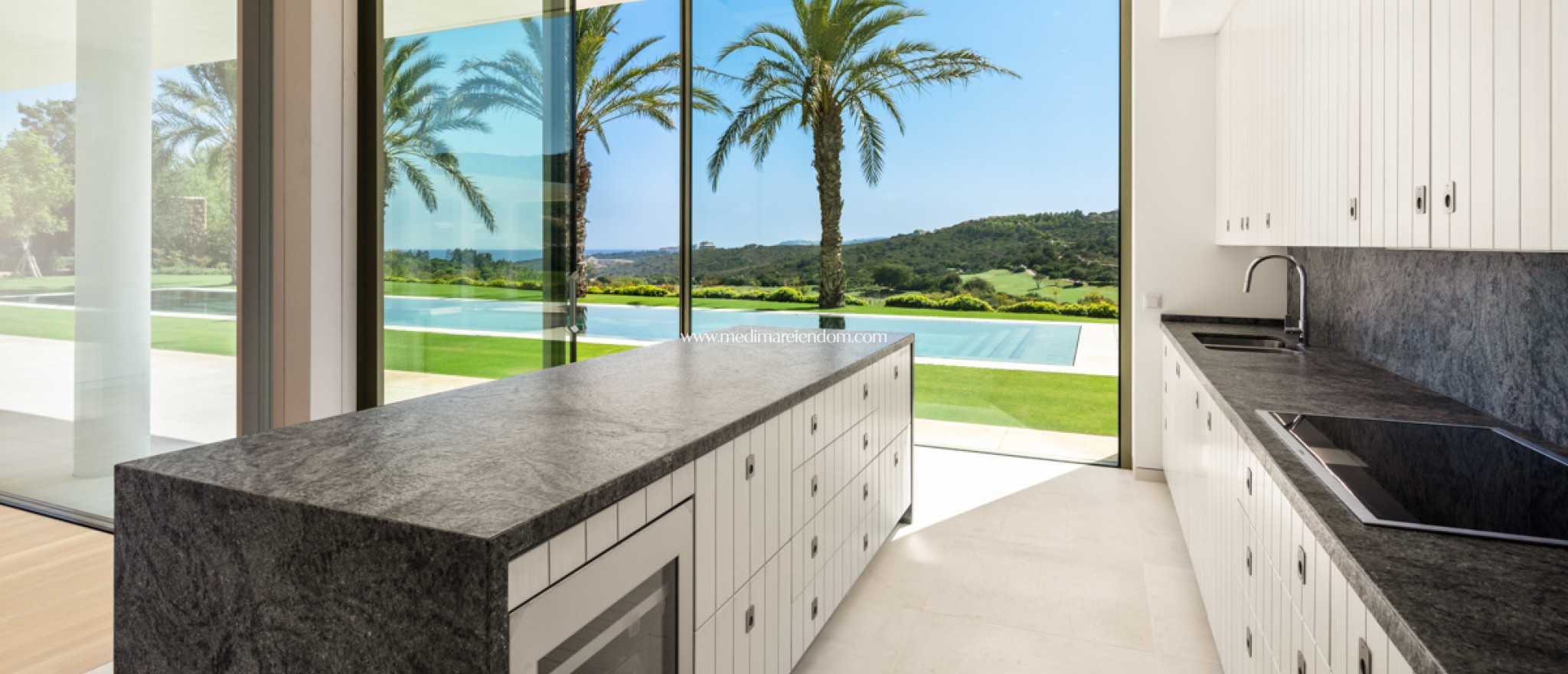 Obra Nueva - Villa - Casares