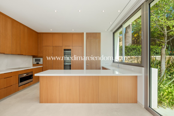 Obra Nueva - Villa - Casares
