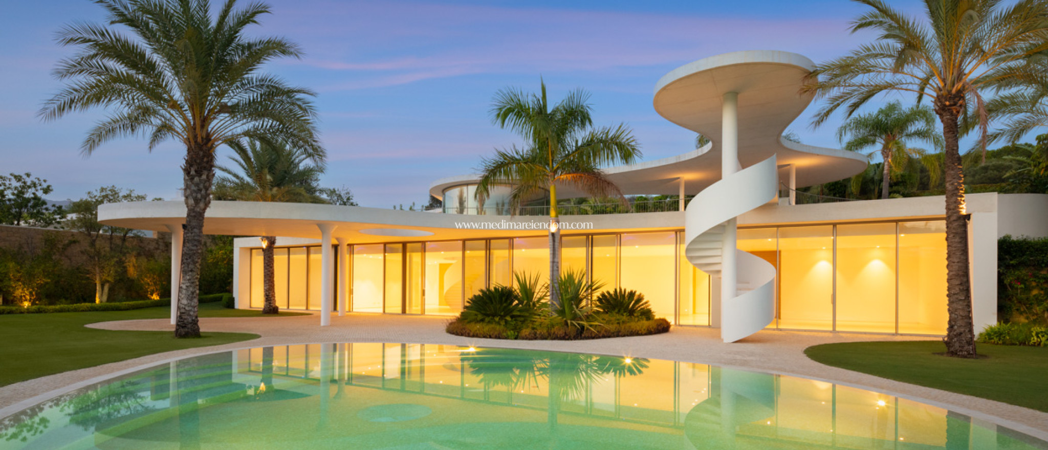 Obra Nueva - Villa - Casares