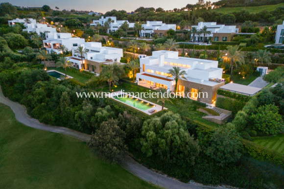 Obra Nueva - Villa - Casares