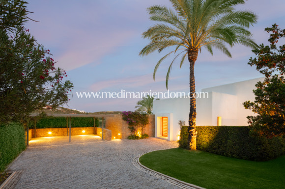 Obra Nueva - Villa - Casares