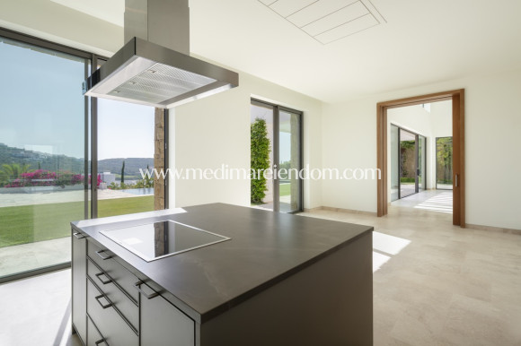 Obra Nueva - Villa - Casares