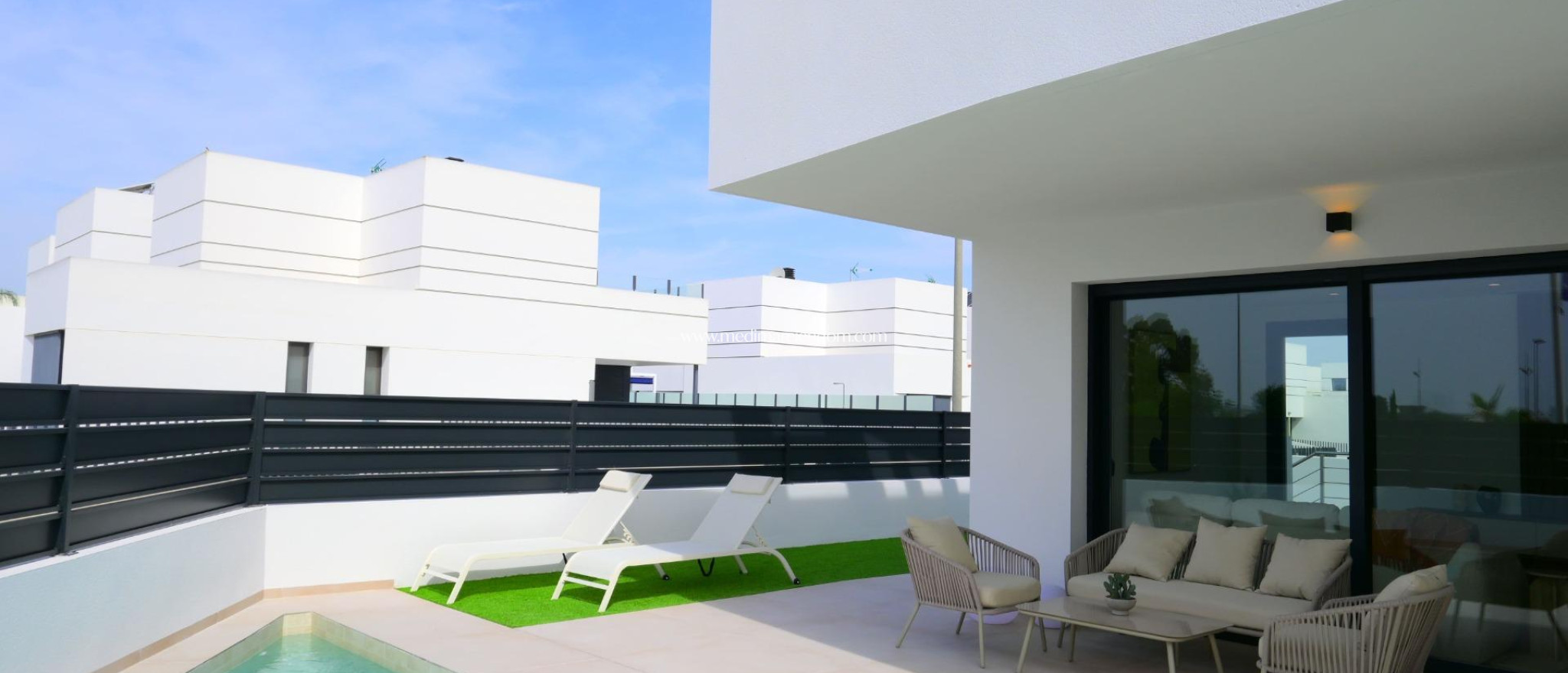 Obra Nueva - Villa - Dolores - polideportivo